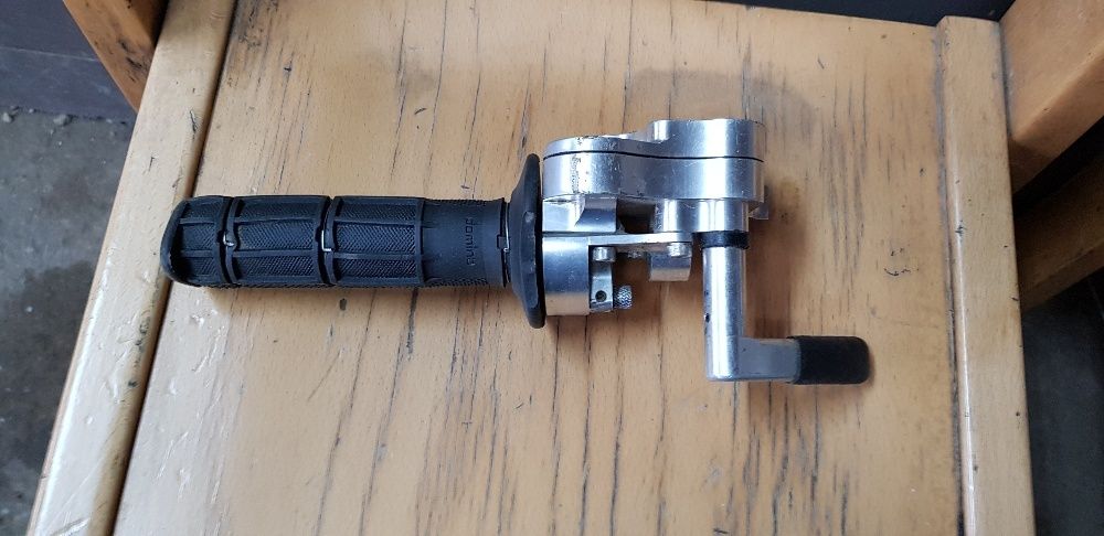 Комбинирана газ за atv suzuki, honda, kawasaki yamaha ktm