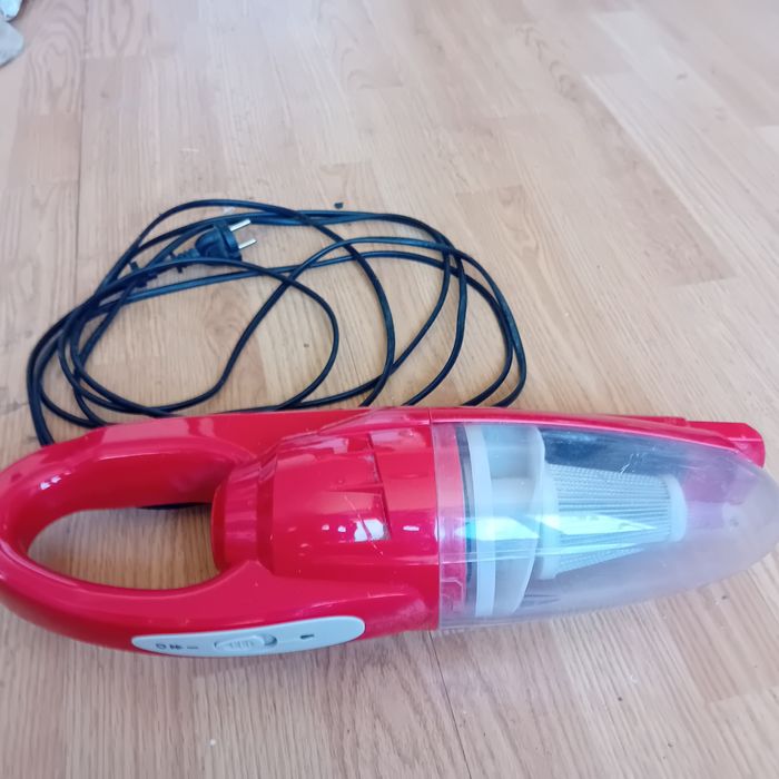 Прахосмукачка малка