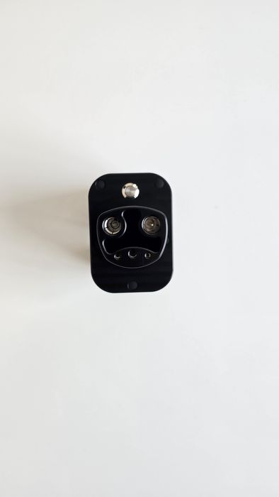 Адаптер CCS 2 към Tesla