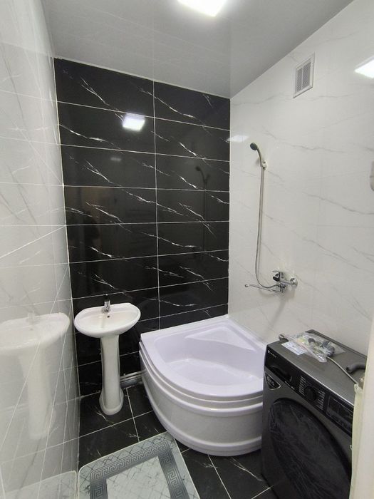 Chilonzor Mirzo-Ulugbek metro 5 daqiqa yulda kvartira bor