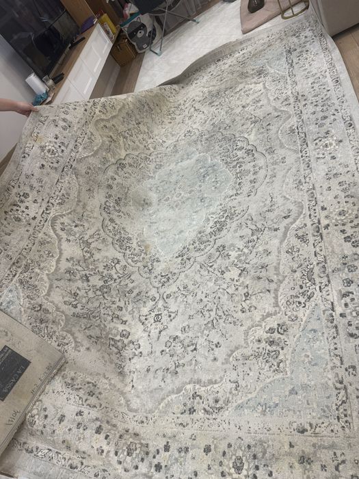 Ковёр красивый большой