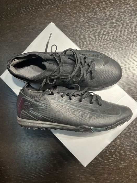 Vand ghete de fotbal de sintetic Nike PRO