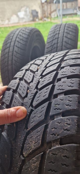 Cauciucuri iarna 215 70 r16