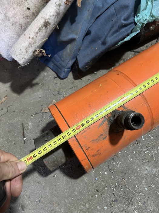 Cilindru hidraulic spargator lemne