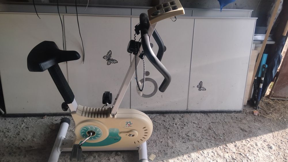 Bicicleta fitness,magnetica