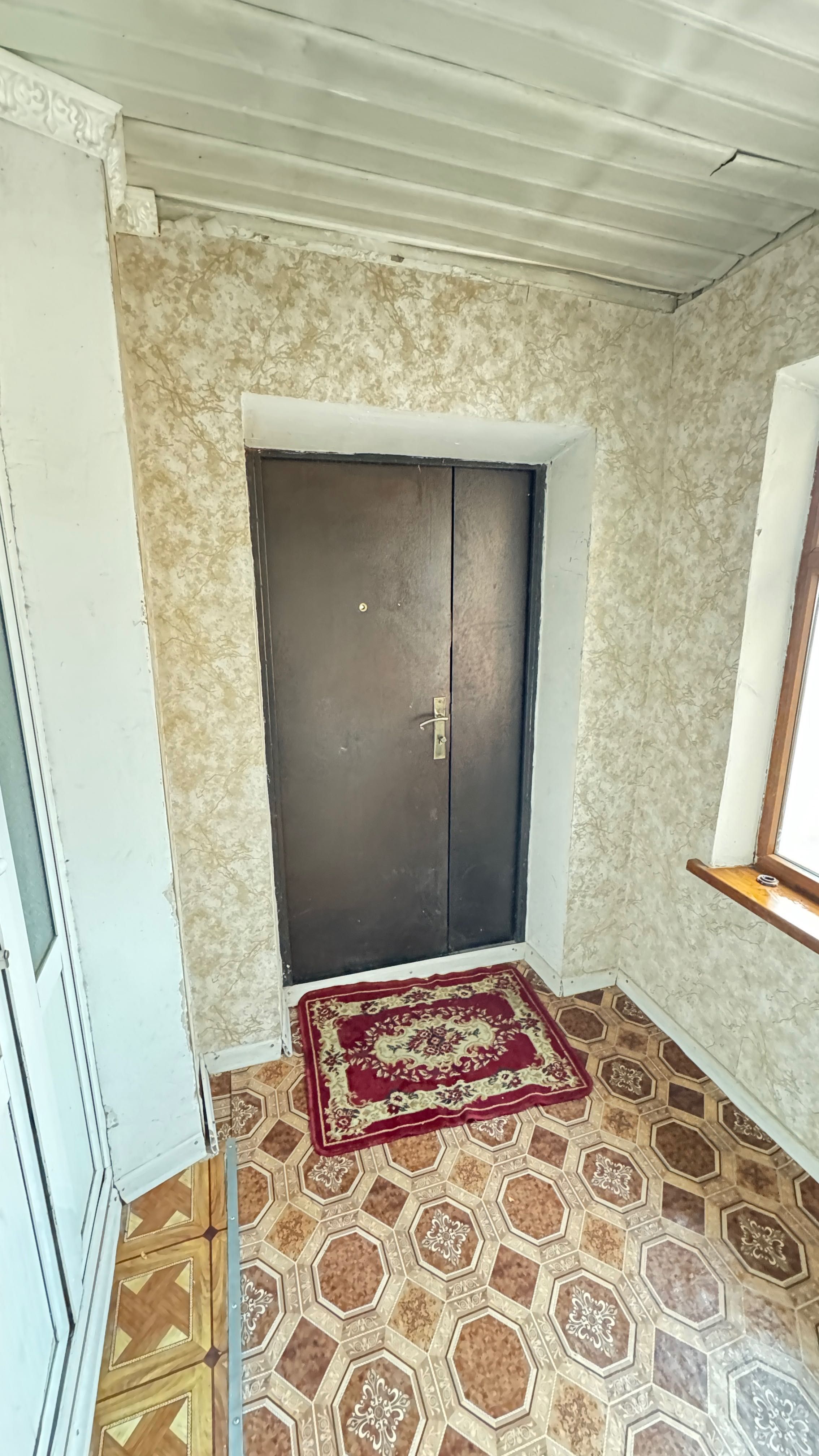 5 бөлмелі жер уй жалға беріледі