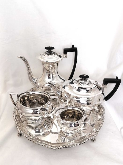 Serviciu de ceai și cafea din argint masiv Sheffield 1897