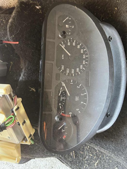 Километраж за бмв е46 бензин