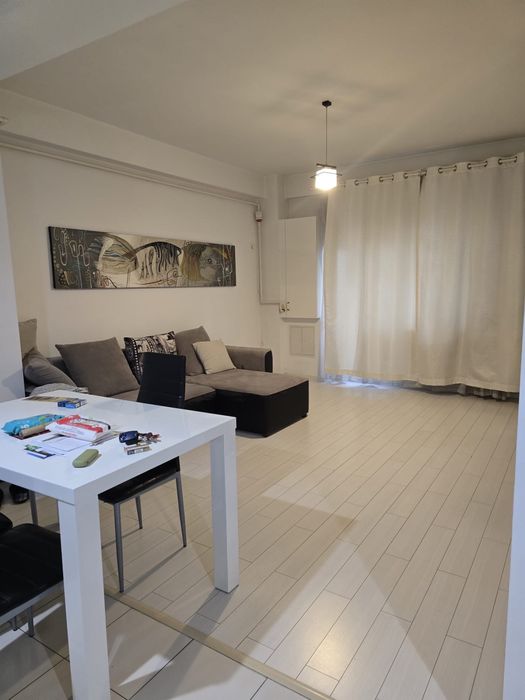 Vand apartament doua camere Militari Residence