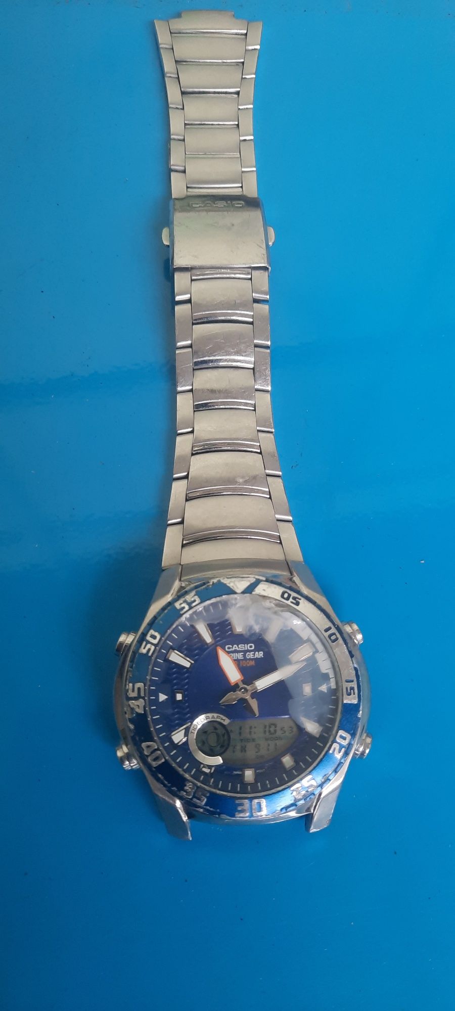 Часовник Casio Marine Gear AMW 710