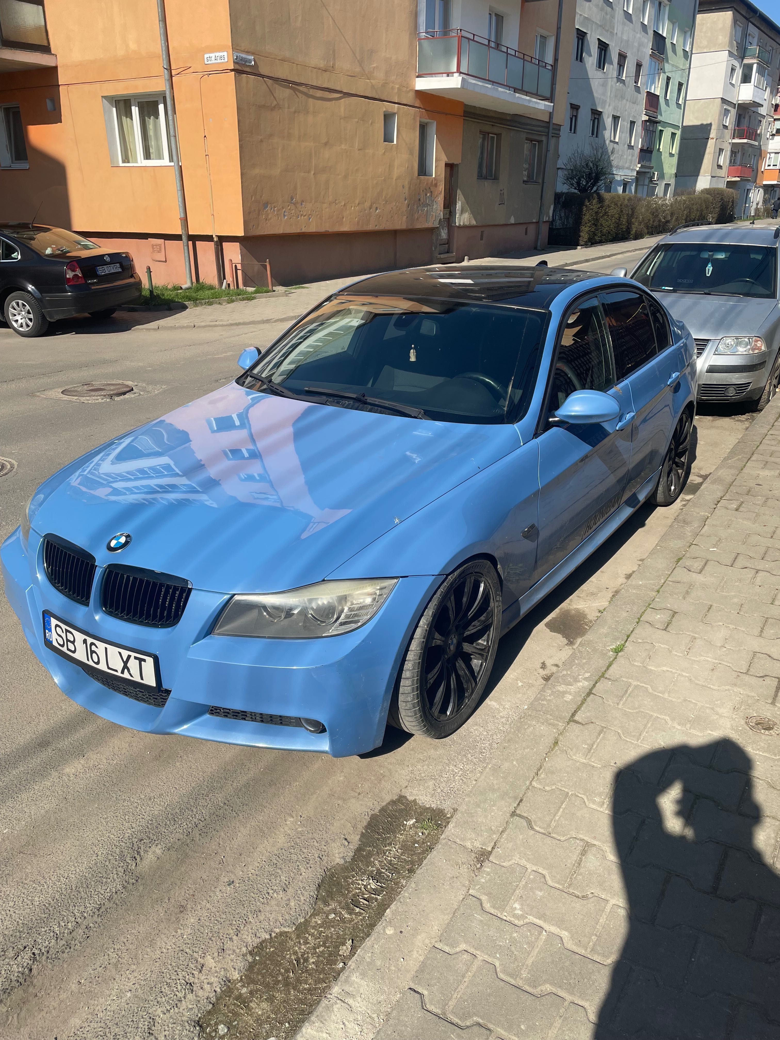 Vând BMW e90 320d