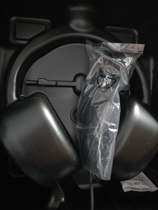 Vând căști over ear SteelSeries ARCTIS 1