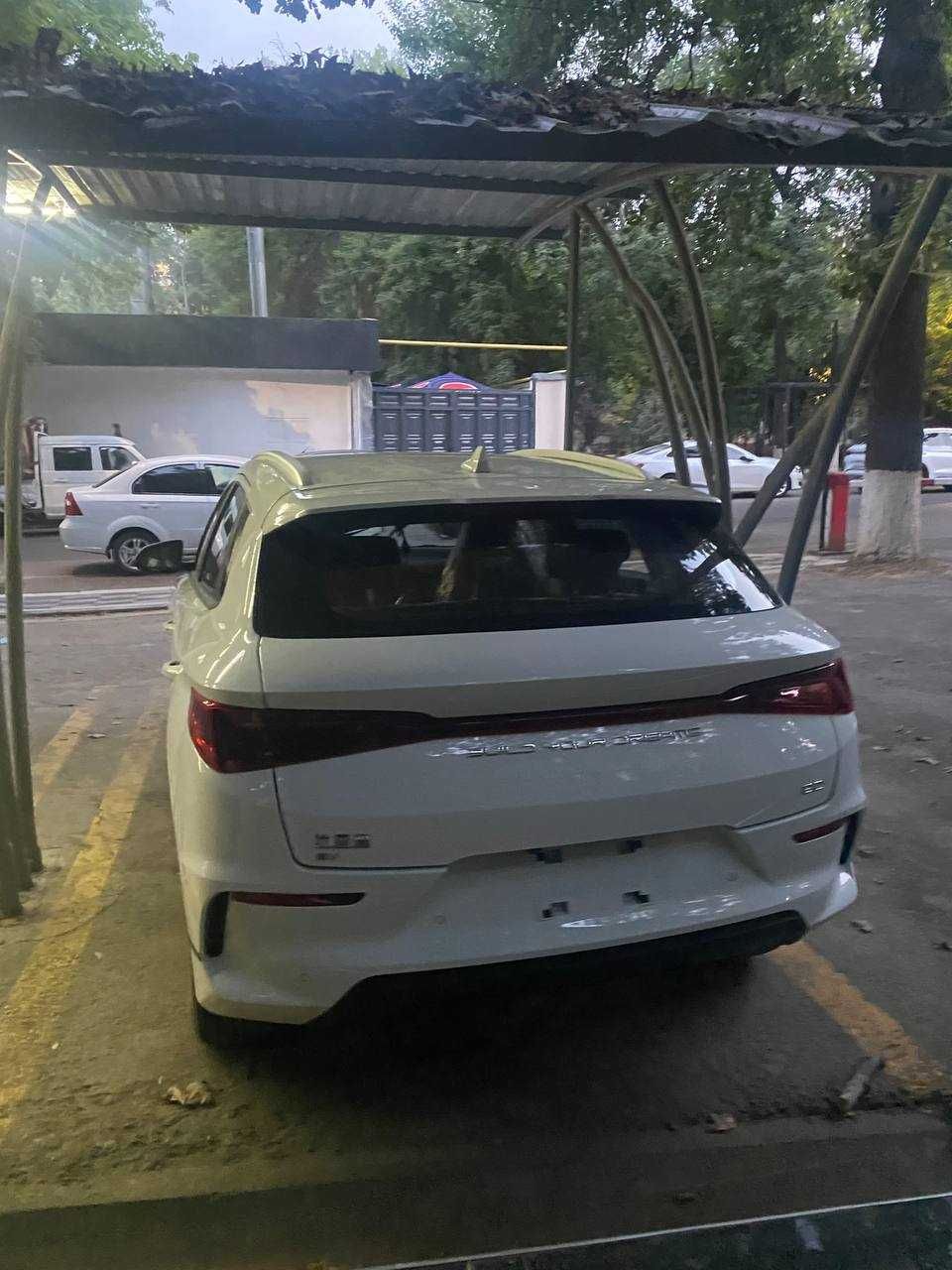 Продается новый BYD E2 готовый для оформления