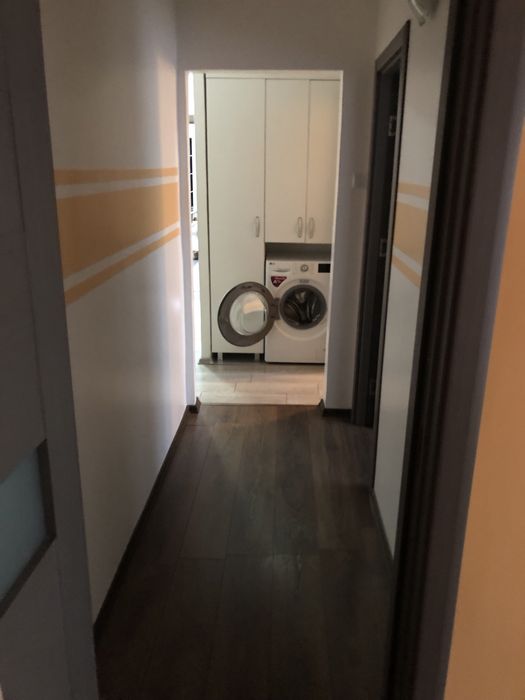 Apartament 3 canere zona Astra