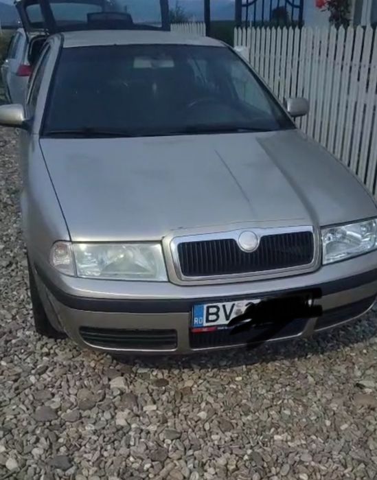 Vând Skoda Octavia