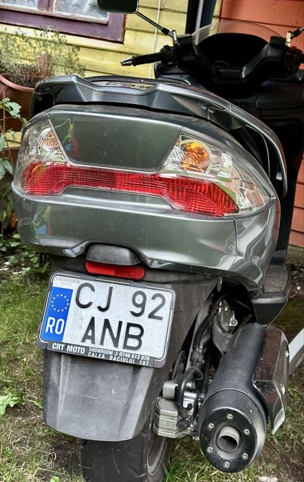 Suzuki burgman 400