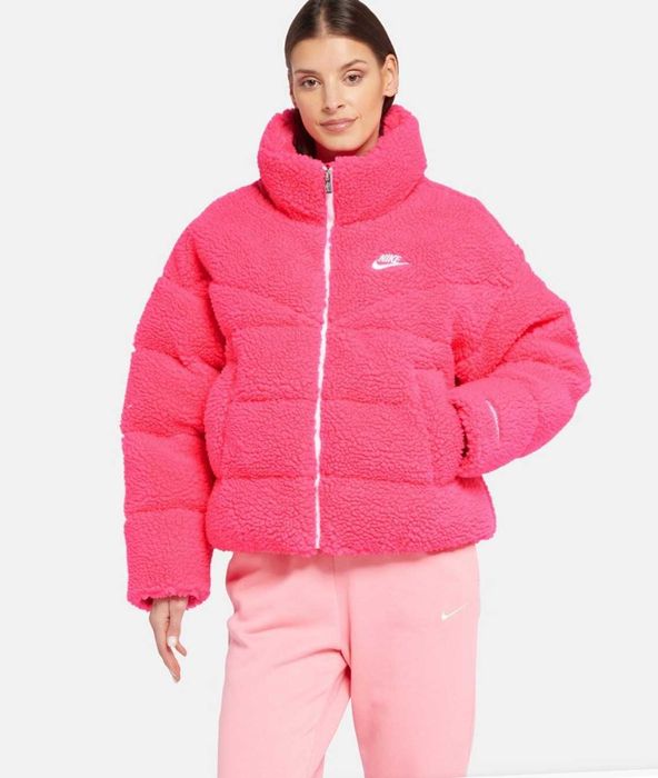 100% Оригинално Дамско яке Nike Therma Fit в размер ХС и S