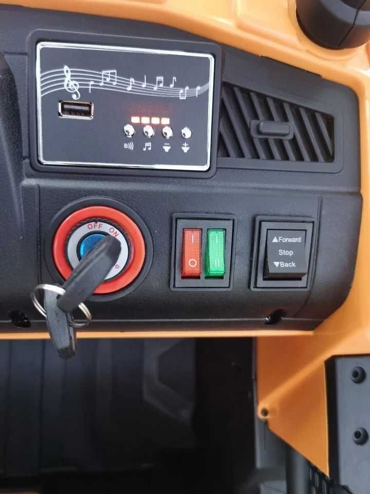 Детски Акумулаторен Камион BJ302, 80W, 12V/10Ah, EVA гуми, R/C 2.4