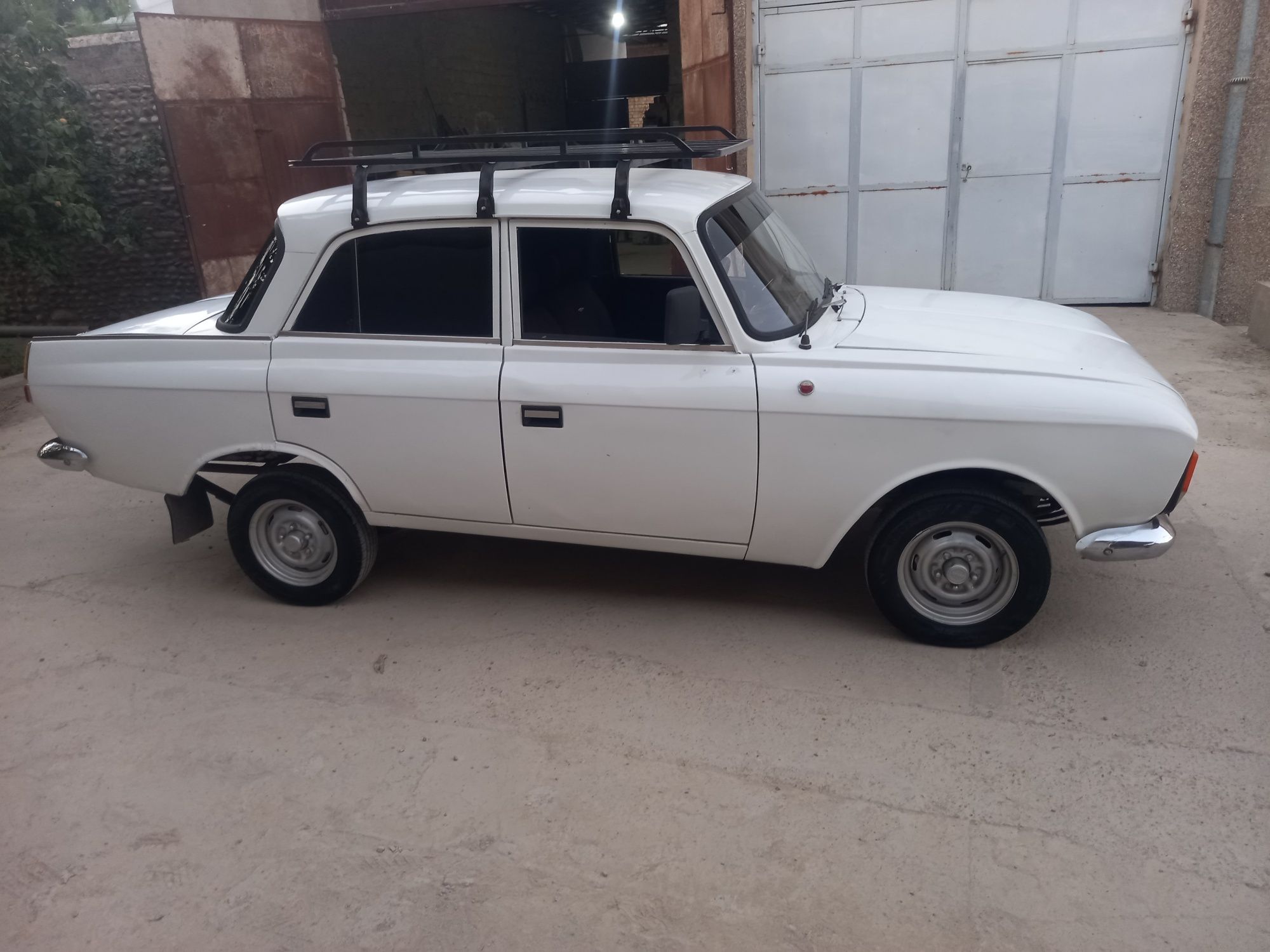 Moskvich 412 oqq