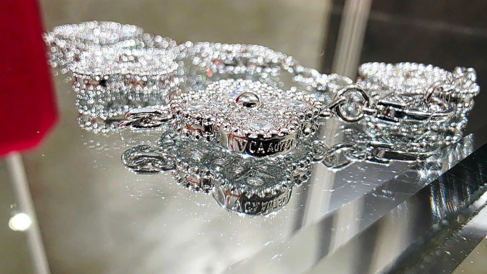 Van Cleef & Arpels VCA 5 Silver Diamond Vintage Alhambra Дамска Гривна