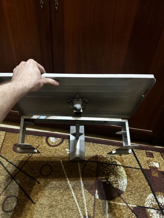 Подставка под телевизор