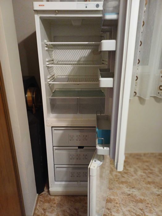 Продавам хладилник