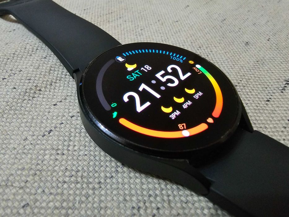 Смарт часовник Samsung Galaxy Watch 4 44mm WiFi