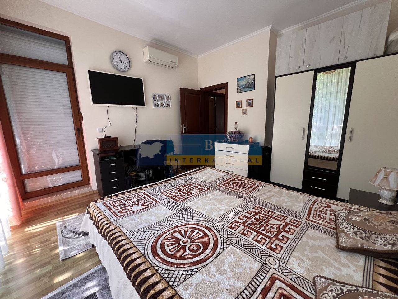 Продава се Двустаен апартамент в Черноморец - 62 кв.м за 1396 €/кв.м - Снимка #10
