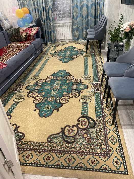 Ковер в хорощем состояний не дорого