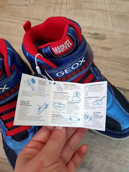 Сникърси/обувки Geox, нови