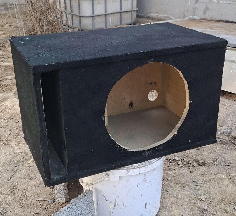 Пустой короб для сабвуфер буфер 12 дюйм 30см