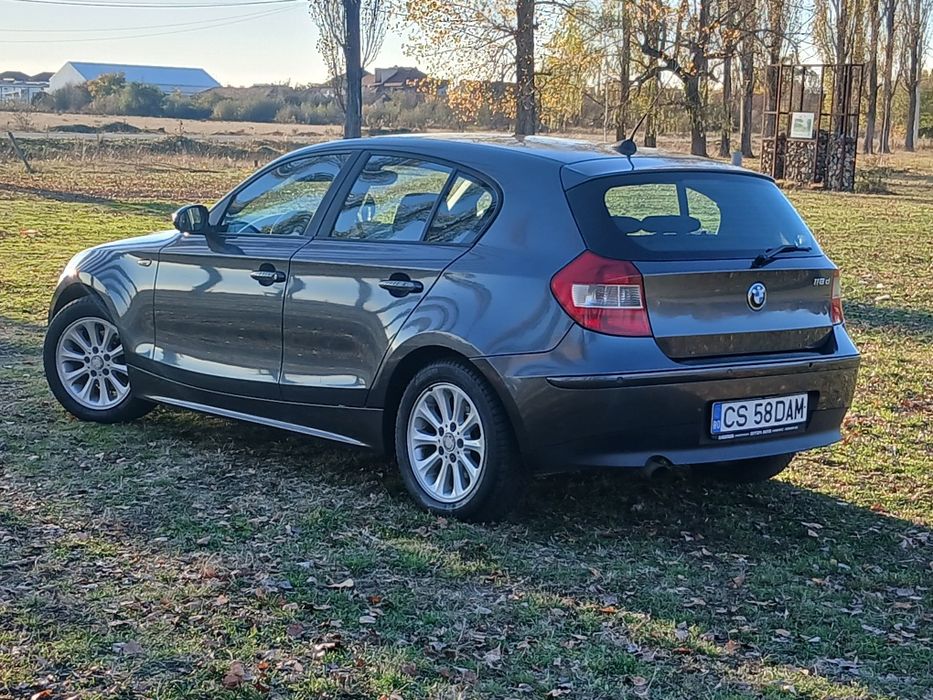 Vând sau schimb bmw seria 1