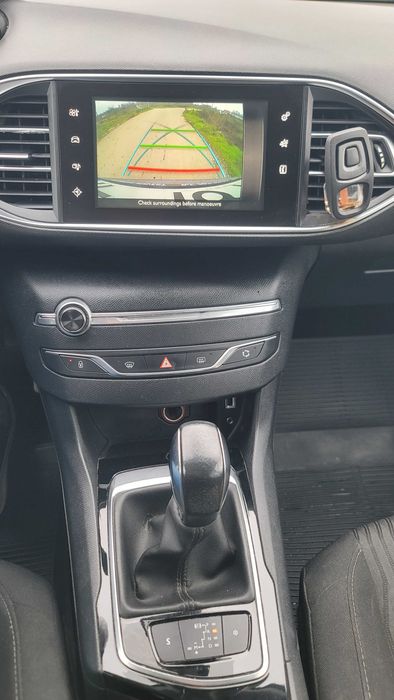Peugeot 308 automata 1.6 , service la reprezentanta