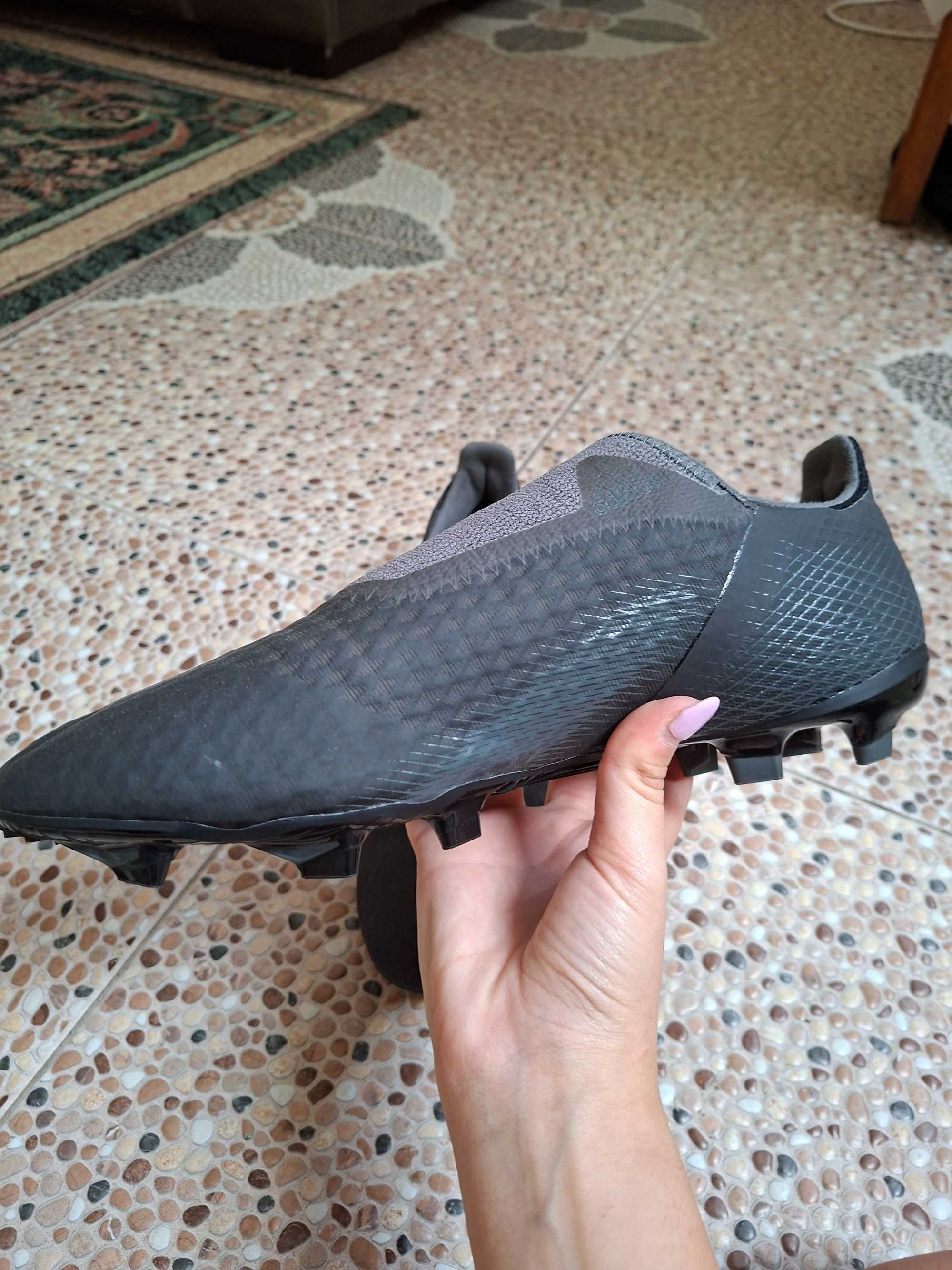 Оригинални бутонки Adidas размер 44 2/3