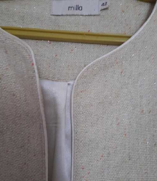 Sacou elegant firma Mila, din stofa de lana moale, marimea 42