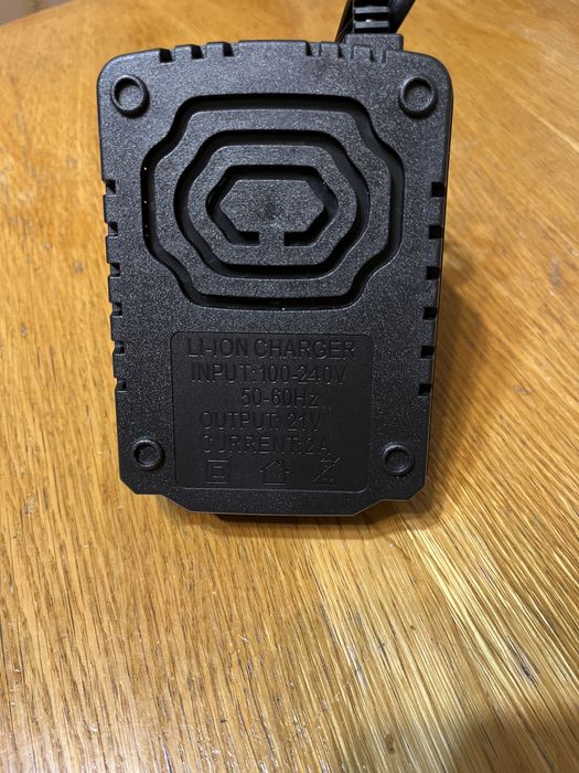 Incarcator pentru Makita 18v