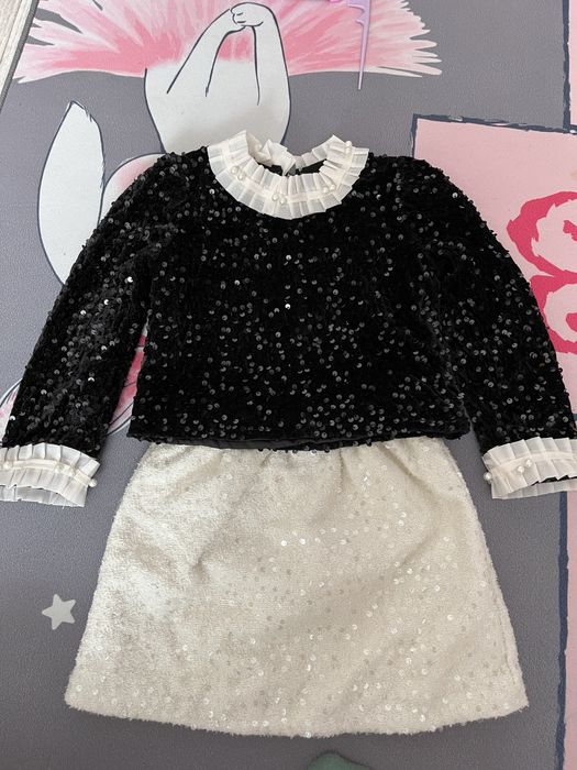 Нарядный комплект для девочки