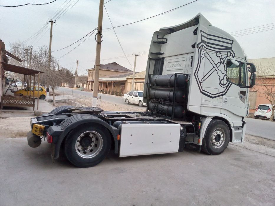 Sotiladi Iveco 460 talik yilli 2019 zavodskoy gaz yurgani 455 mingni y