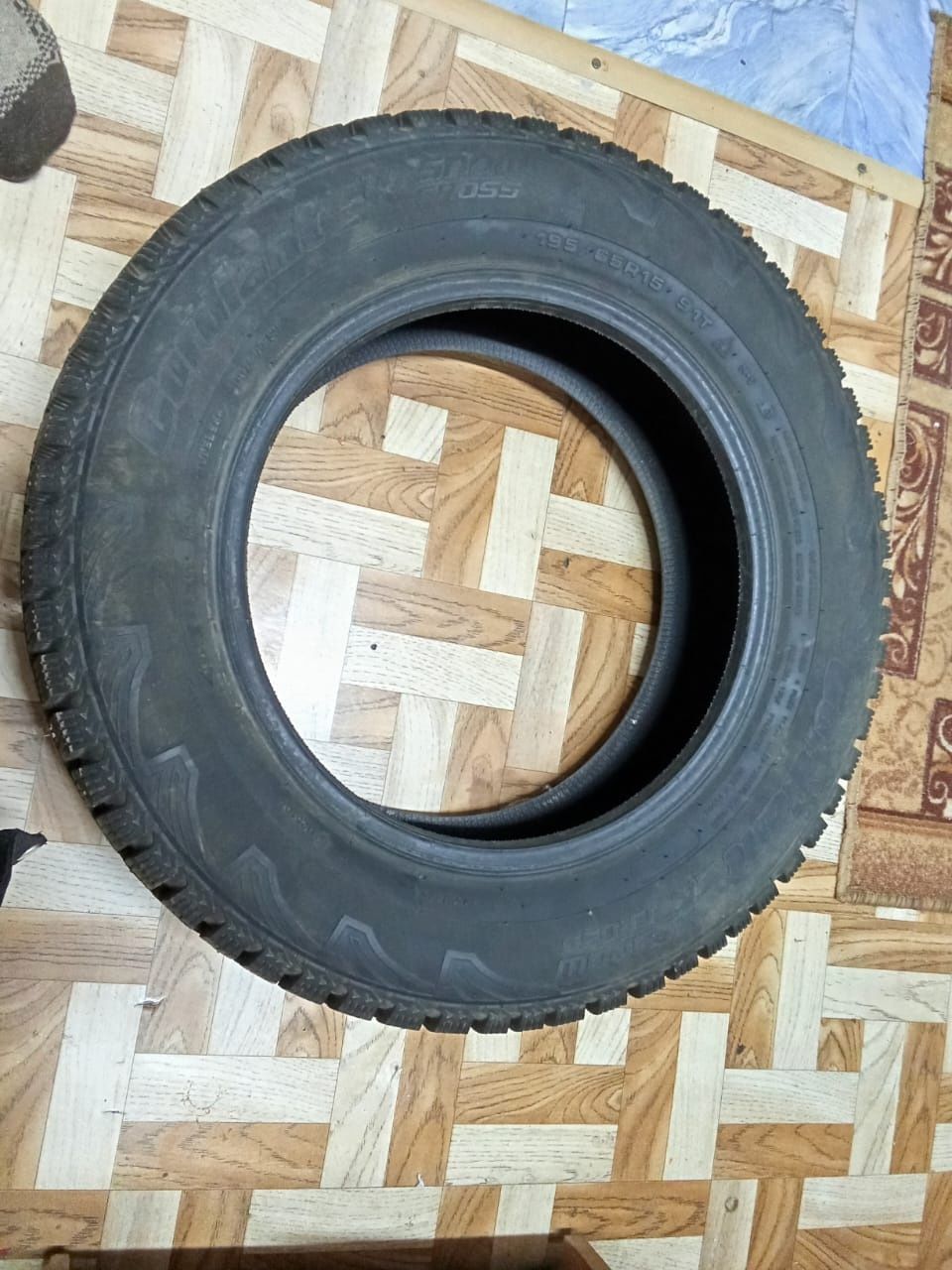 Продам шины зимние