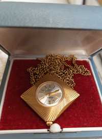 Антикварен руски позлатен часовник"Чайка"