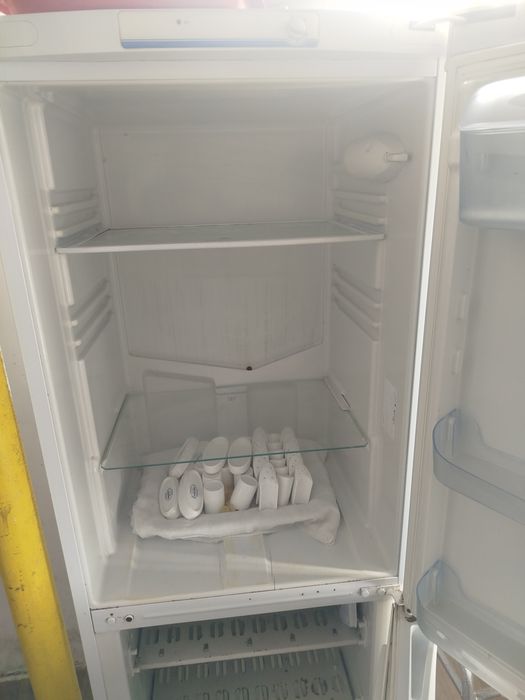 Продается Холодильник Индезит в хорошем состоянии