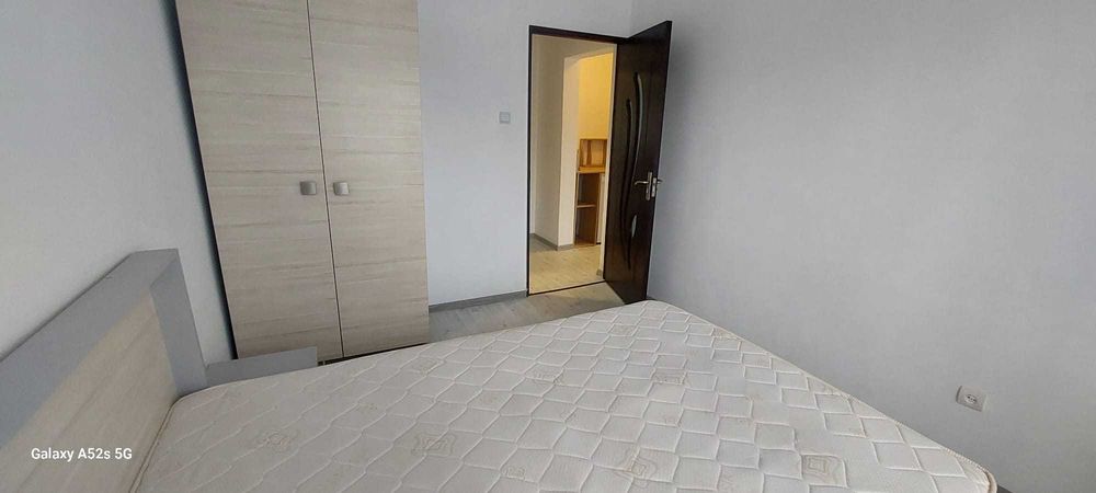 Apartament cu 3 camere decomandat, Craiter