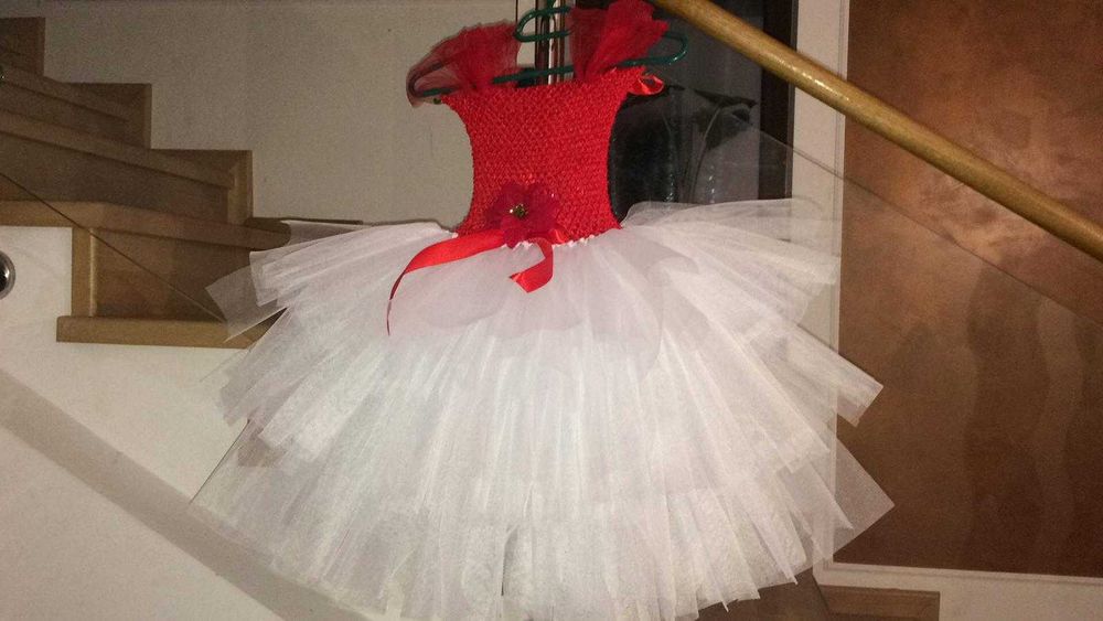 Rochita TUTU Craciunita Doamna Craciun rosie serbare iarna