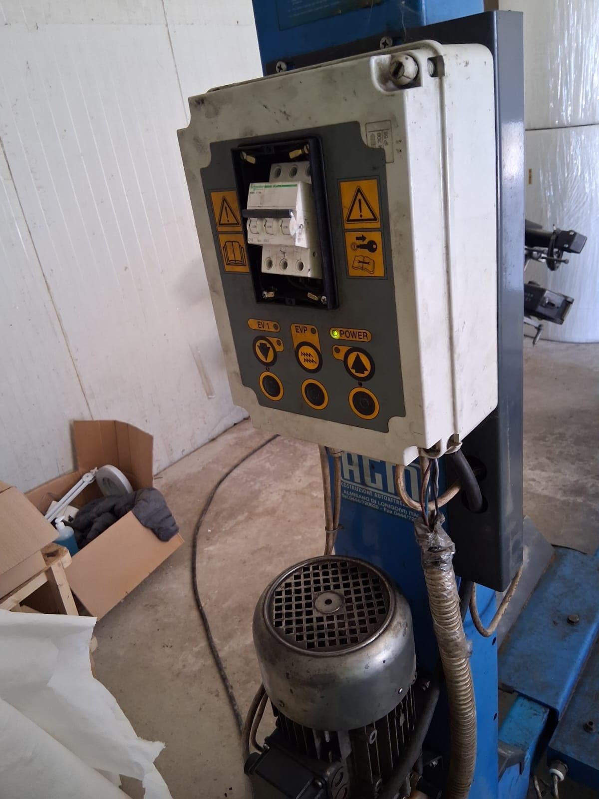 Pachet service auto: Elevator 4 coloane + Hofmann direcție