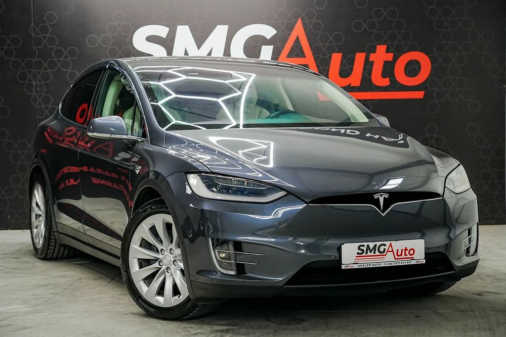 Tesla Model X Garantie/ Finantare