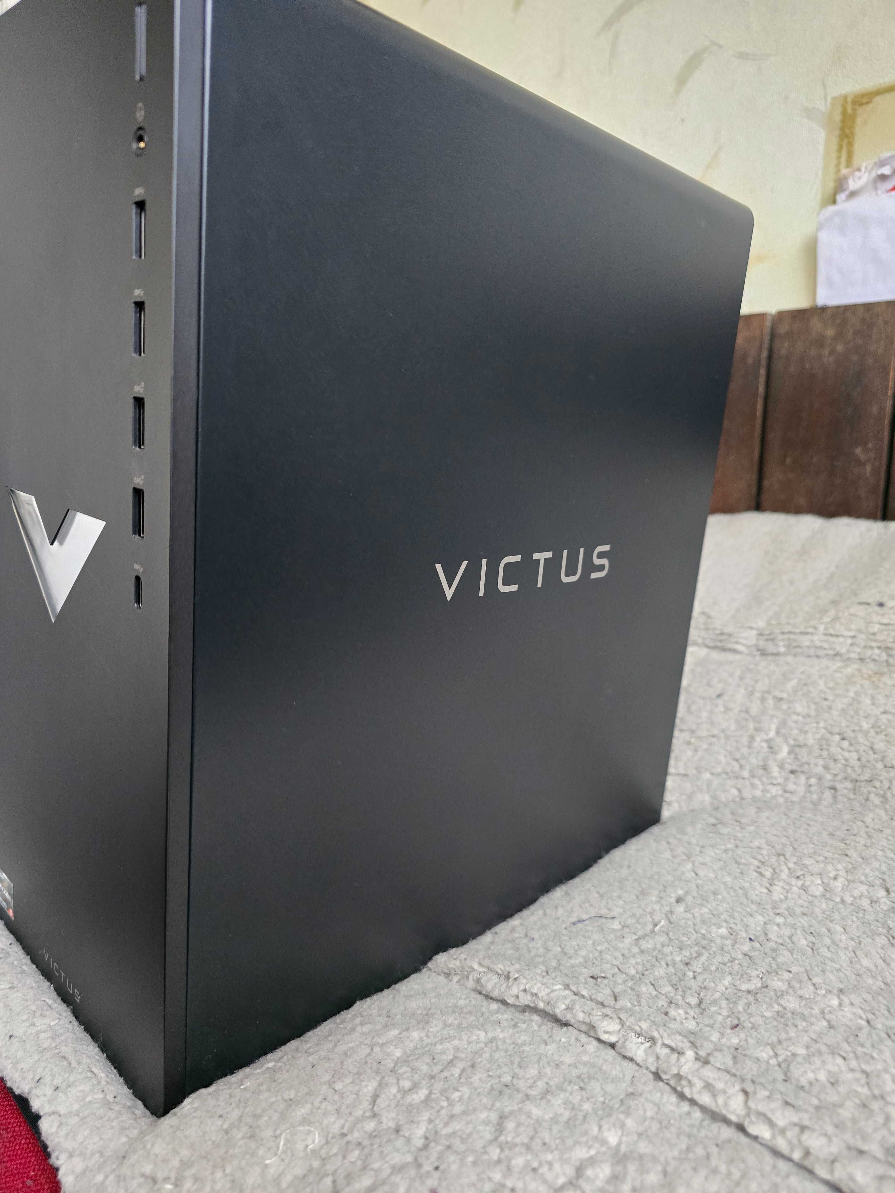 Геймърски настолен компютър HP Victus Ryzen 5, RTX3060, 16gb, 512ssd