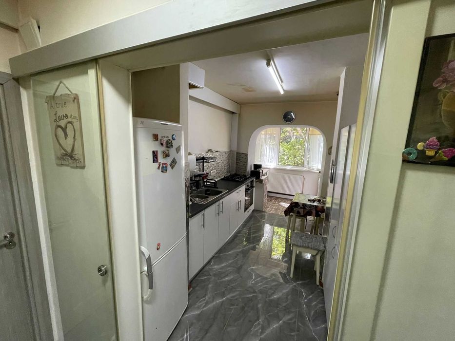 Ap. 3 camere, decomandat, Piata Iancului metrou, centrala proprie