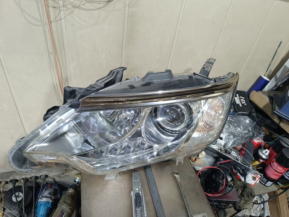 Камри 55 фара левая сторона