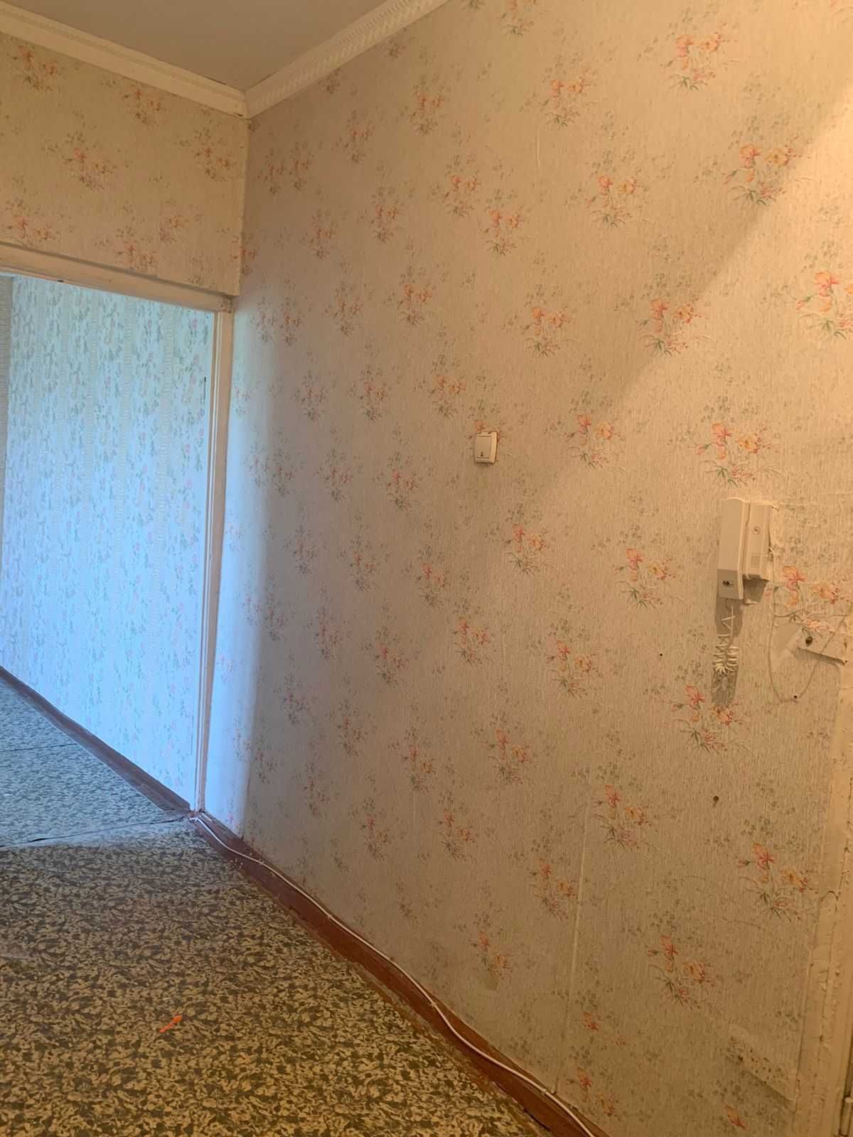 Продается 1 ком.кв. в 8 микр. возможен обмен