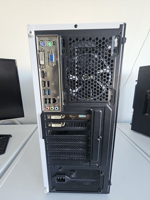 Геймърски компютър